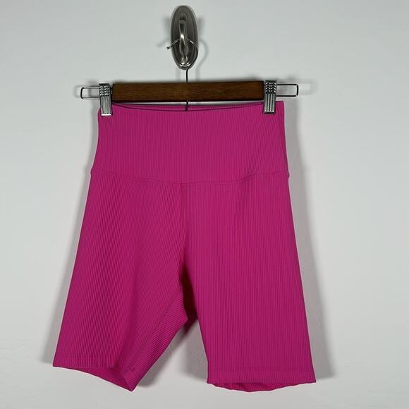 NWOT Zyia Muted Magenta Reve Hustle Shorts S - Picture 4 of 6